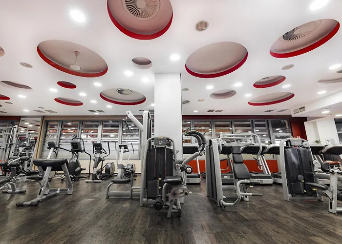 Tower מלון דירות 4*