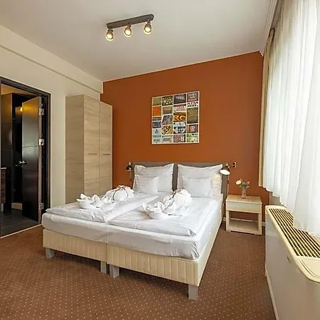Tower 4*